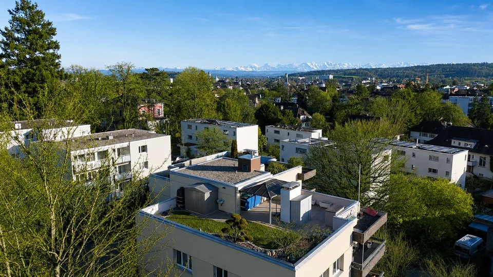 Exclusive penthouse apartment in a sought-after residential area in Solothurn – photo 16 of 17