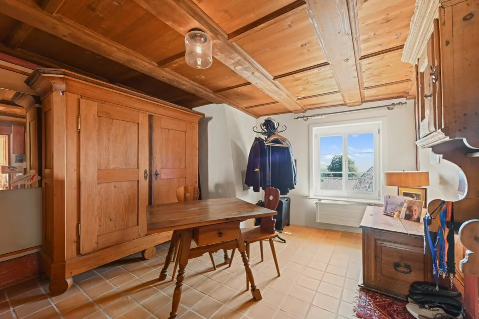 Charme trifft Weitsicht - einzigartige Maisonette-Dachwohnung im Herzen von Wil SG – Foto 23 von 30