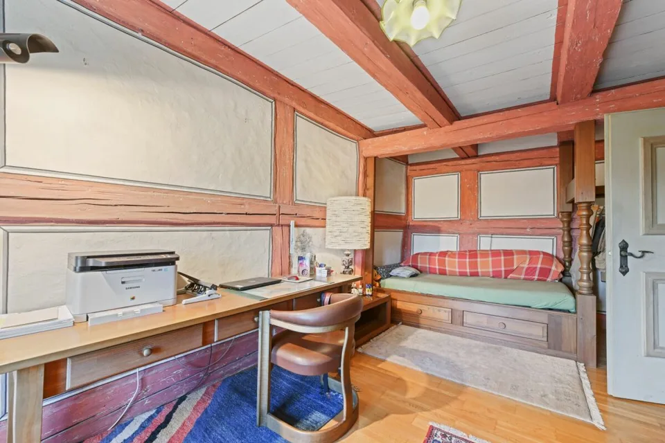 Charme trifft Weitsicht - einzigartige Maisonette-Dachwohnung im Herzen von Wil SG – Foto 28 von 30