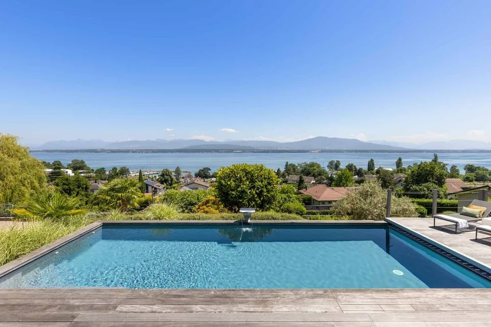 Villa d'eccezione con vista spettacolare sul Lago di Ginevra