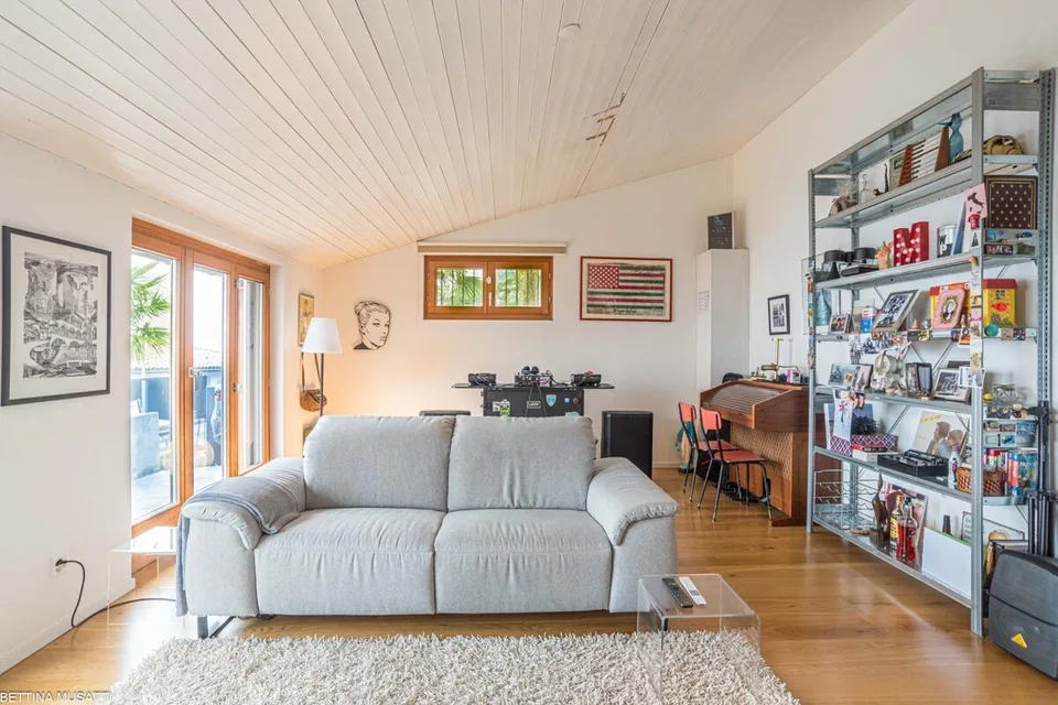 SAGNO  NIDO, MAISON À VIVRE AVEC UNE VUE QUI ÉMOUVANTE - LOCATION À ACHAT