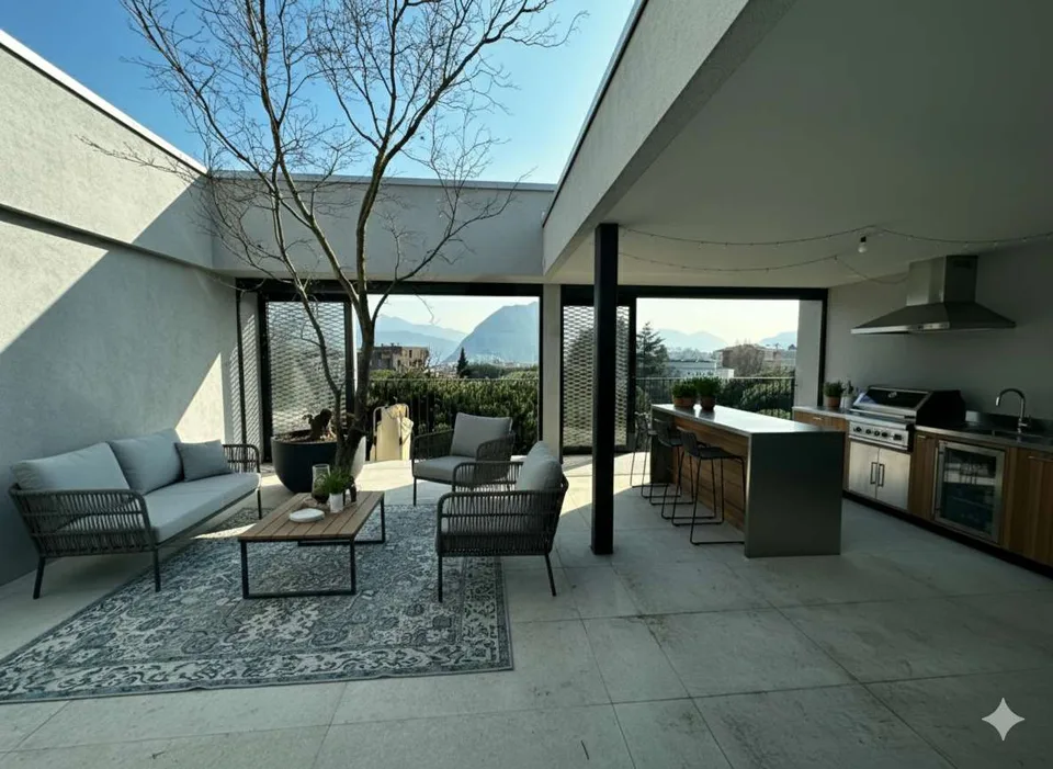 Splendido attico panoramico con ampio terrazzo