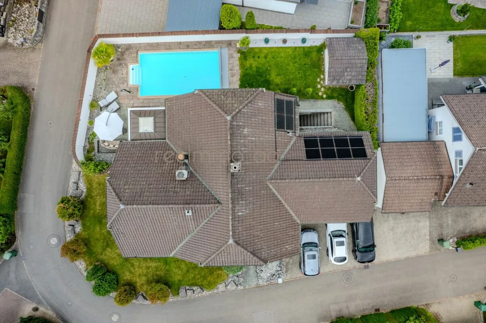Paradiso familiare con piscina, serra e molta privacy – foto 14 di 14