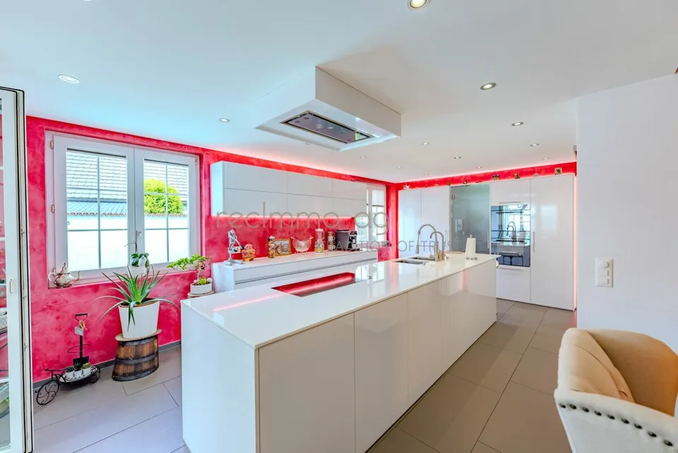 Paradiso familiare con piscina, serra e molta privacy – foto 10 di 14