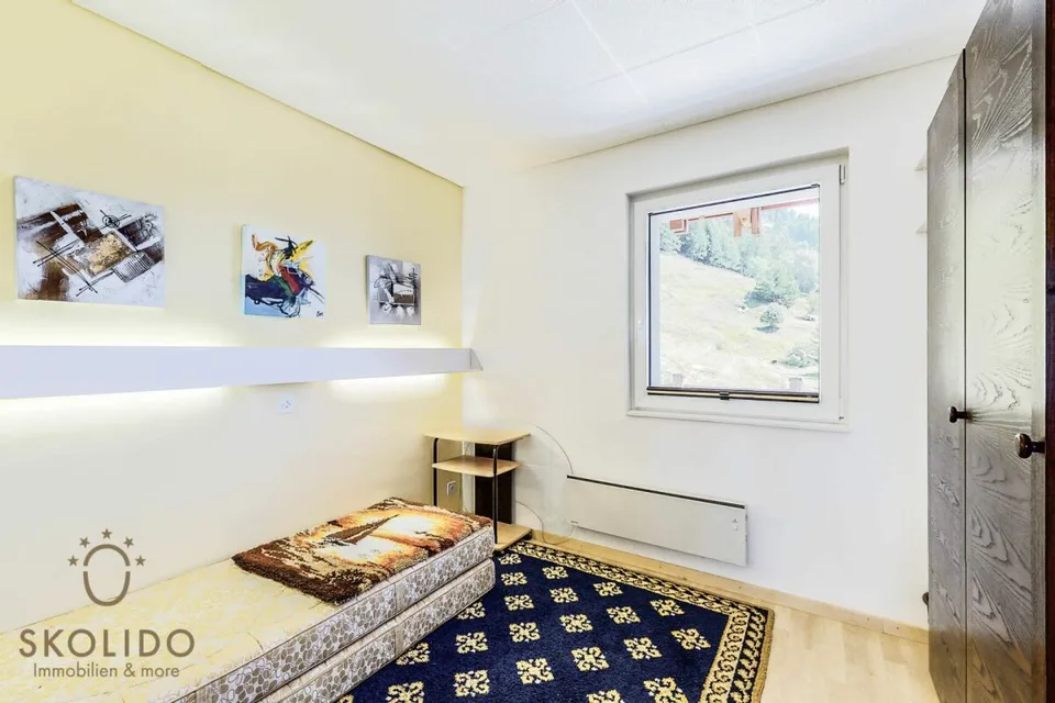Gepflegtes und modernisiertes Chalet mit Einliegerwohnung und Traumausblick – Foto 20 von 30