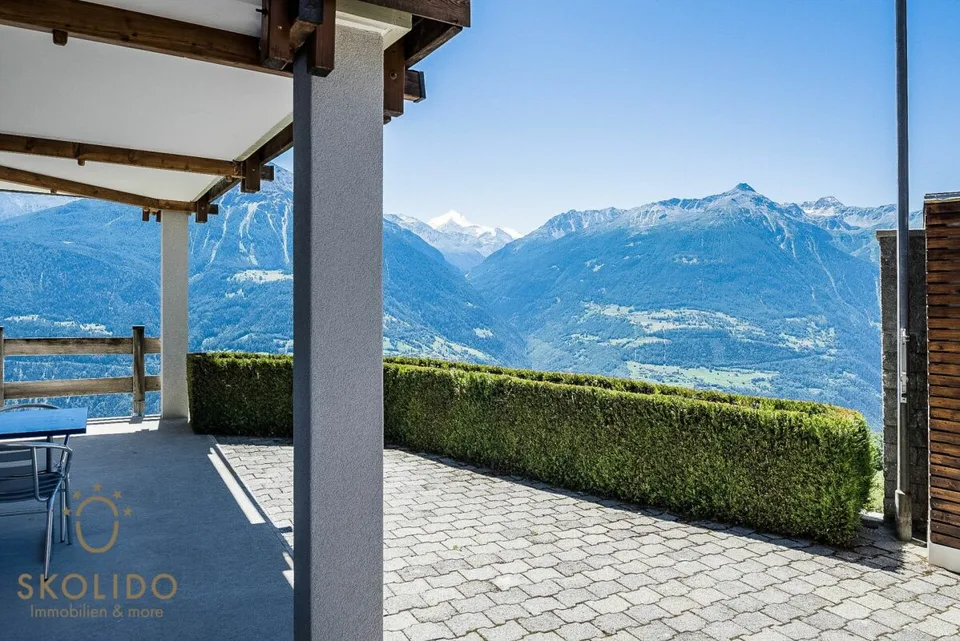 Gepflegtes und modernisiertes Chalet mit Einliegerwohnung und Traumausblick – Foto 24 von 30