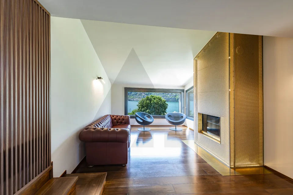 LUSSUOSA VILLA VISTA LAGO CON DARSENA PRIVATA – Foto 6 von 13