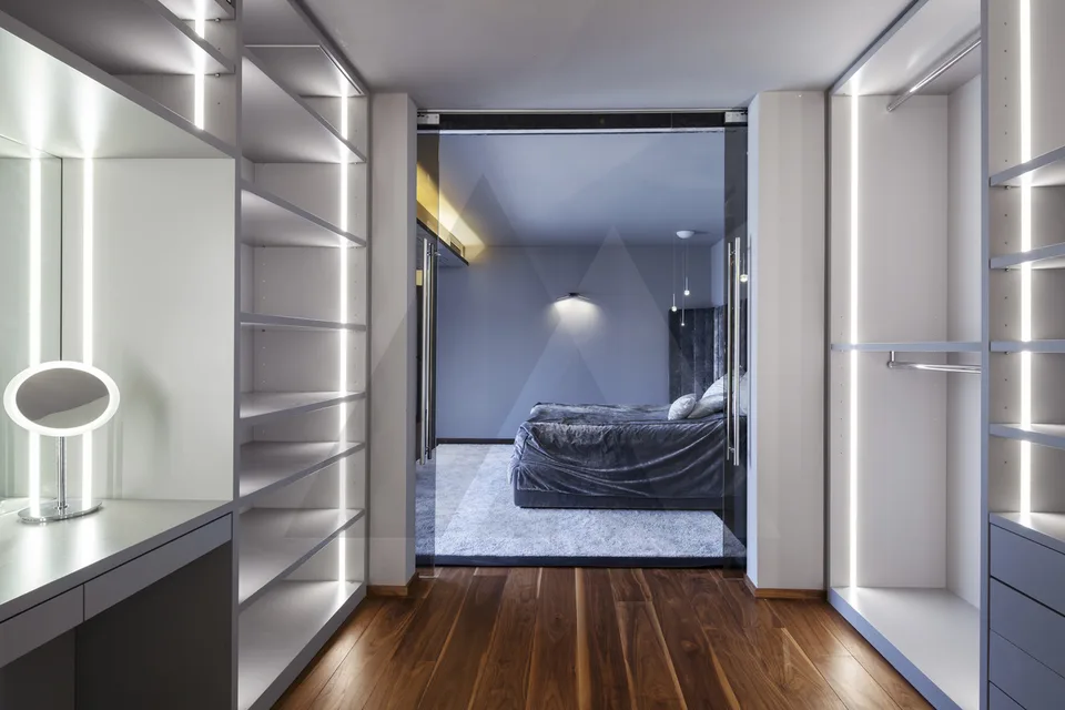LUSSUOSA VILLA VISTA LAGO CON DARSENA PRIVATA – Foto 12 von 13