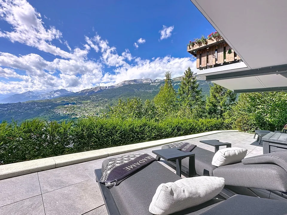 Chalet mit 5,5 Zimmern und Panoramablick sowie absoluter Ruhe – Foto 6 von 27