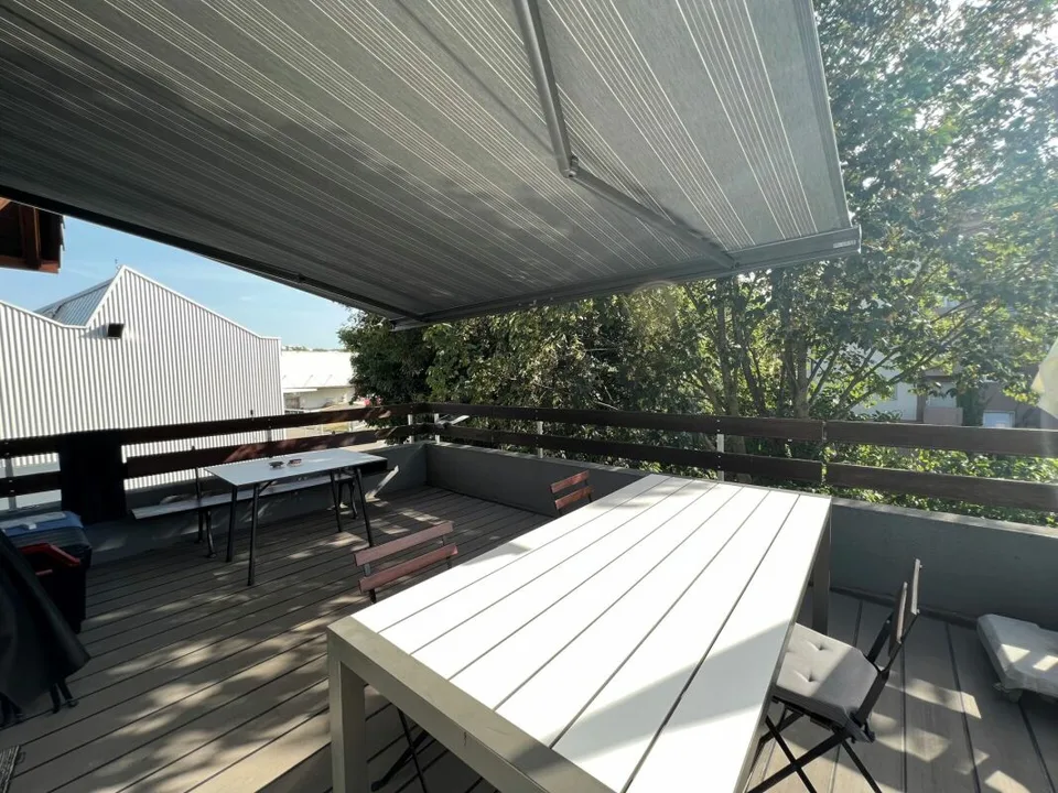 Saint-Blaise - Grande officina con uffici e showroom annessi a una casa di 2 unità abitative – foto 15 di 18