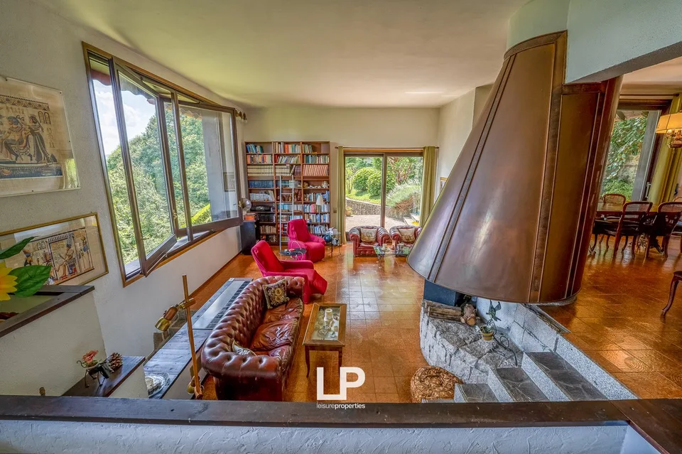 Villa Lesa – Foto 12 von 30