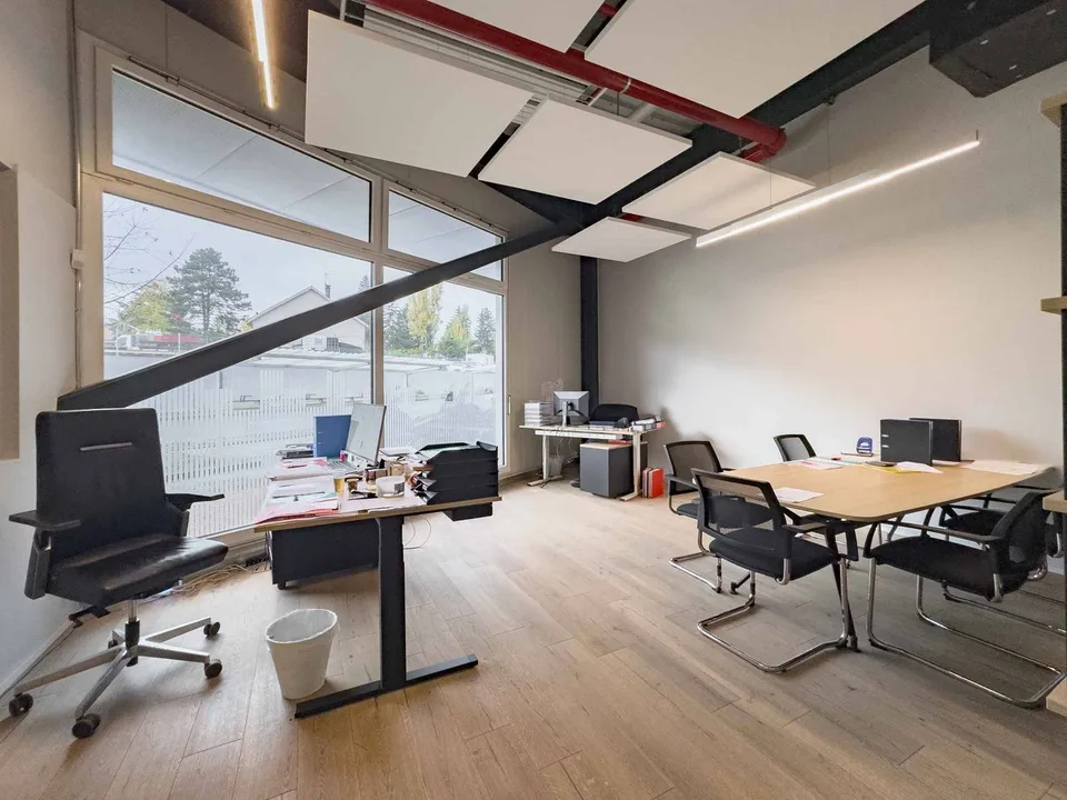 Magnificent artisanal area of 505m2 on one level