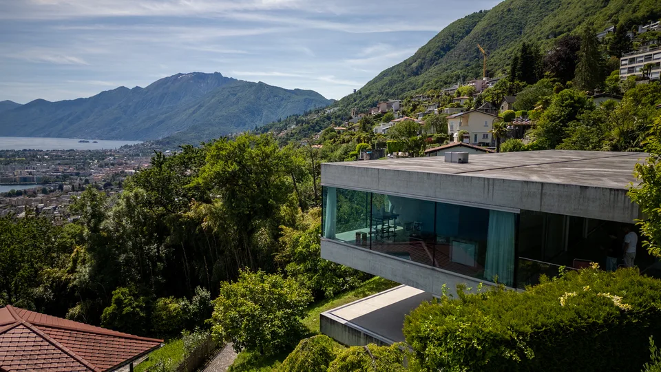 Casa Ai Pozzi | Iconica villa di design con splendida vista sul lago – Foto 9 von 13
