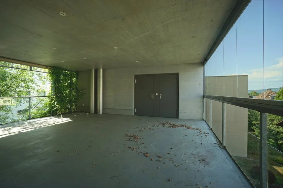 Grosszügige 4.5-Zimmerwohnung: grüne Oase am Dorfbach, mitten im Zentrum – Foto 21 von 26