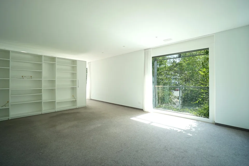 Grosszügige 4.5-Zimmerwohnung: grüne Oase am Dorfbach, mitten im Zentrum – Foto 11 von 26