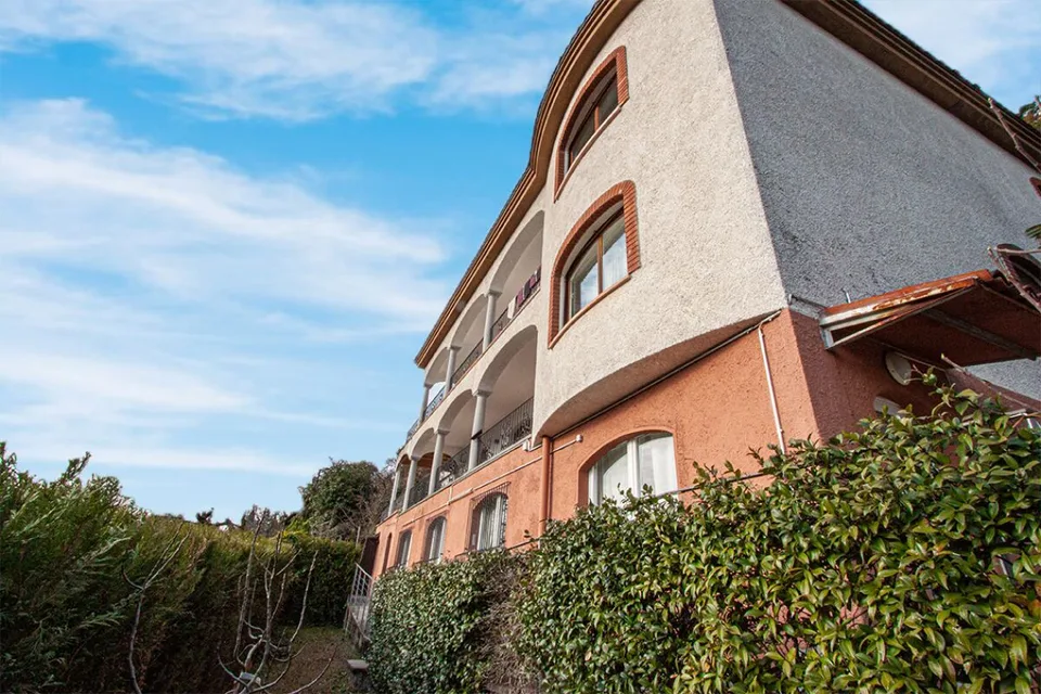 Herrliche Villa aufgeteilt in drei unabhängige Wohnungen – Foto 12 von 19