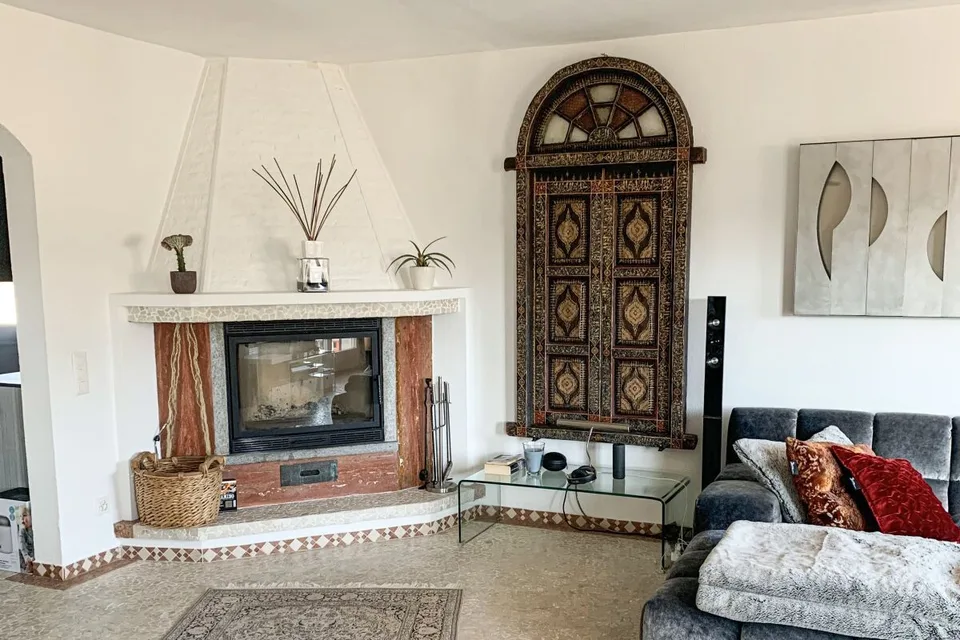 Splendida villa suddivisa in tre appartamenti indipendenti