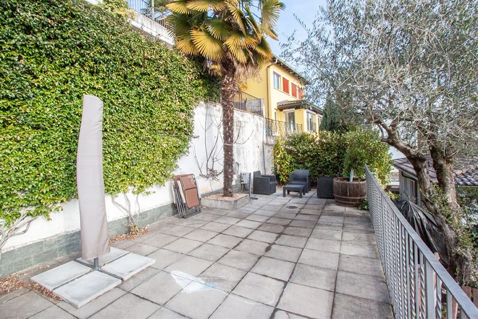 Herrliche Villa aufgeteilt in drei unabhängige Wohnungen – Foto 15 von 19