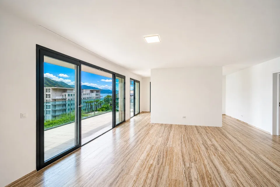 Elegante appartamento di 3.5 locali con vista panoramica a Brissago