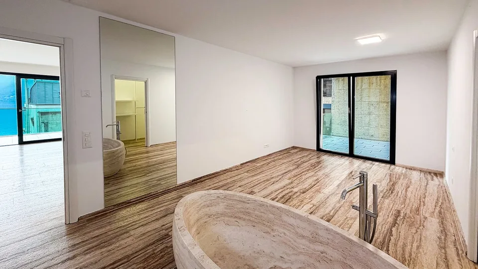 Elegante appartamento di 3.5 locali con vista panoramica a Brissago – photo 9 sur 20