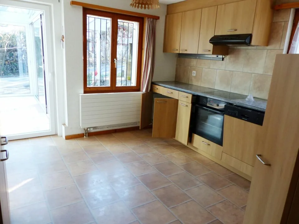 GRANDE CASA FAMILIARE CON POTENZIALITA' – foto 7 di 16