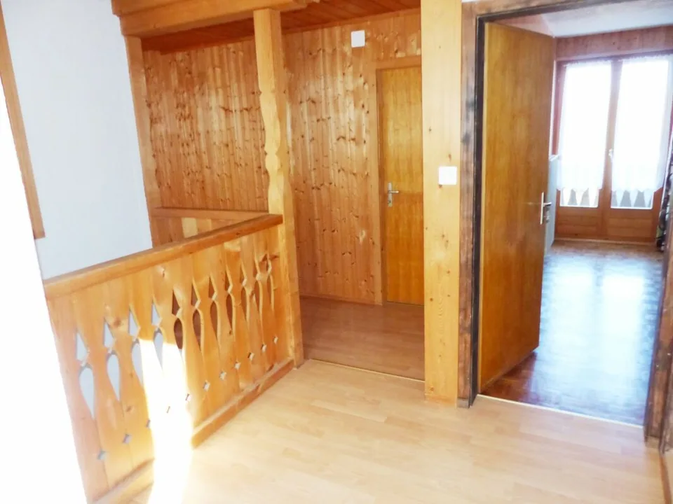 GRANDE CASA FAMILIARE CON POTENZIALITA' – foto 9 di 16