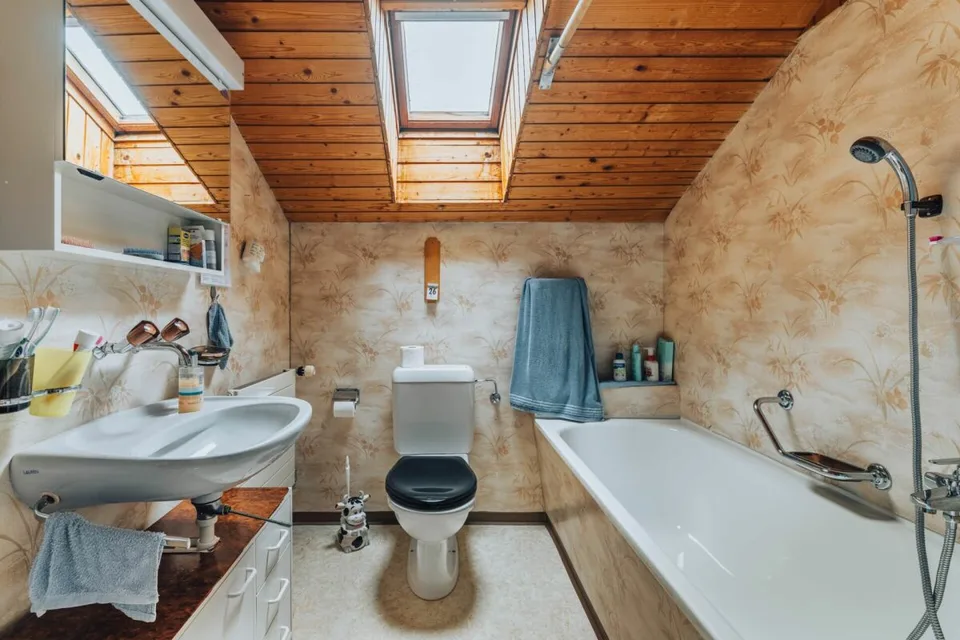 Casa bifamiliare alla stazione di Kleindietwil - Molto potenziale a un prezzo accessibile – foto 7 di 11