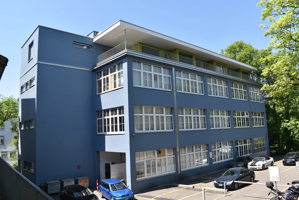 Wohn- und Geschäftshaus an zentraler Lage