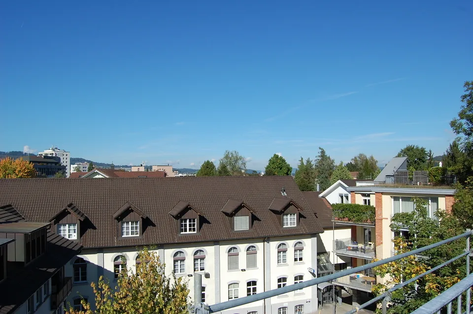 Wohn- und Geschäftshaus an zentraler Lage