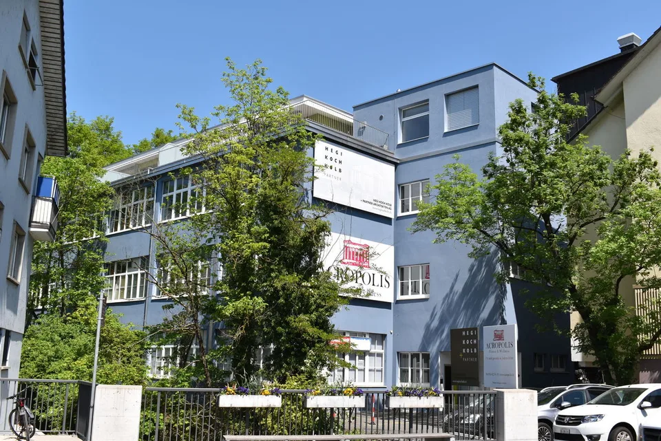 Wohn- und Geschäftshaus an zentraler Lage