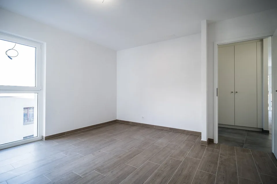 Wohnung mit 2.5 Zimmern in Wohngebäude