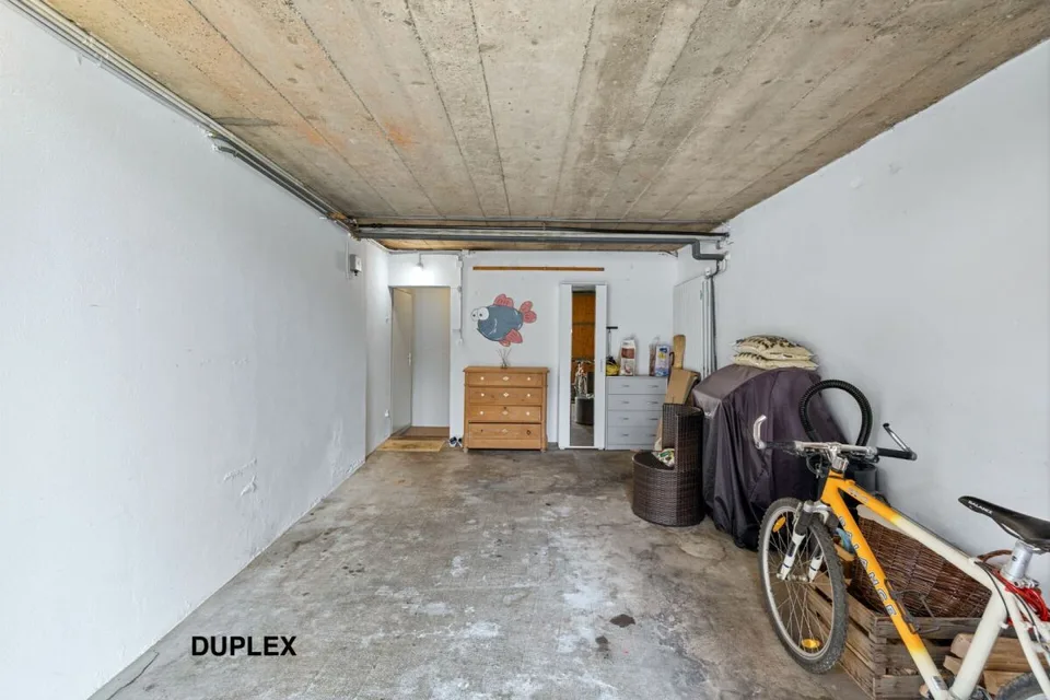 Große Farm von 820 m² mit 3 Wohnungen und 2 teilweise renovierten Scheunen, 8 km von Avenches und 25 km von Neuchâtel und Fribourg entfernt. – Foto 21 von 30