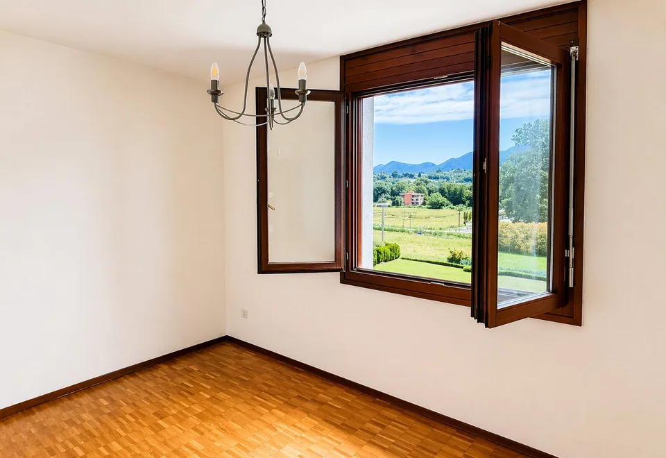 PREZZO RIDOTTO Ampio 4.5 locali, ideale anche come abitazione secondaria – Foto 9 von 12