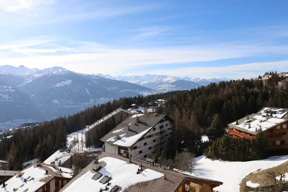 Magnifique appartement 3.5 pièces avec vue à Crans-Montana – photo 17 sur 18