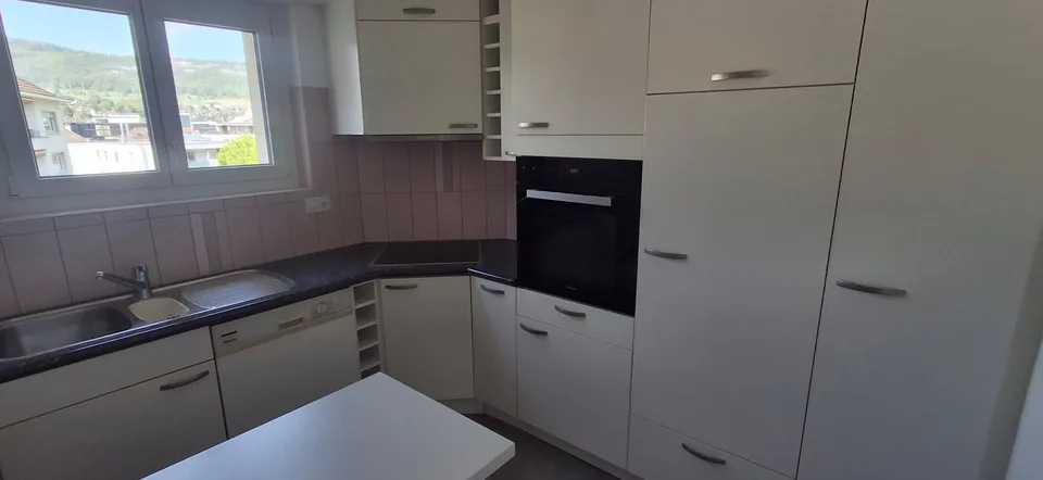 Charmant appartement de 4,5 pièces avec balcon à Delémont