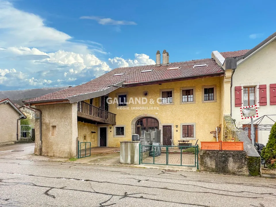 Berolle (district de Morges) - Maison villageoise de 2 appartements