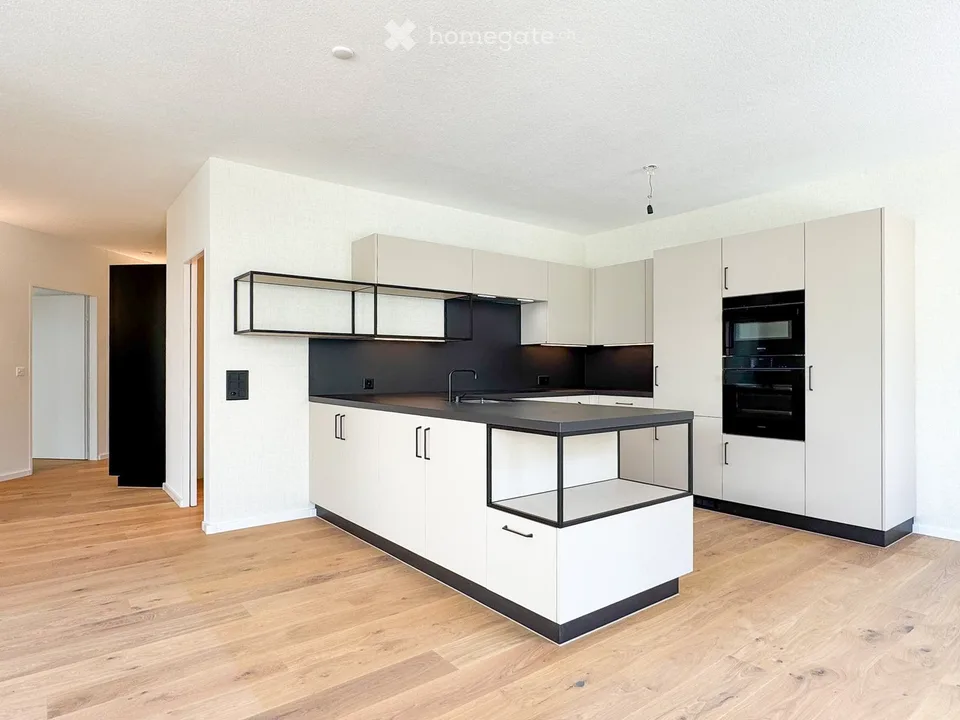 Moderne 3½-Zimmer-Gartenwohnung an Zentrumslage
