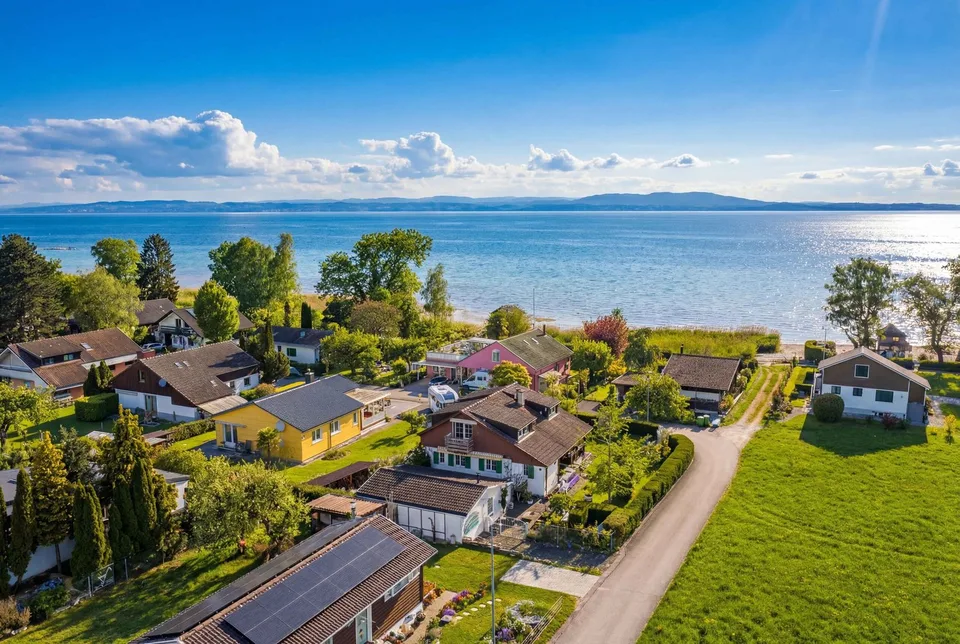OBJEKT FÜR HANDWERKLICH BEGABTE AM SEE