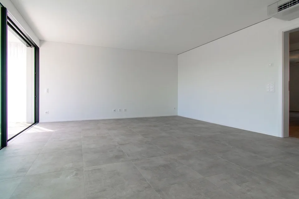 Elegantes Appartement mit Terrasse und wunderschöner Aussicht – Foto 8 von 15
