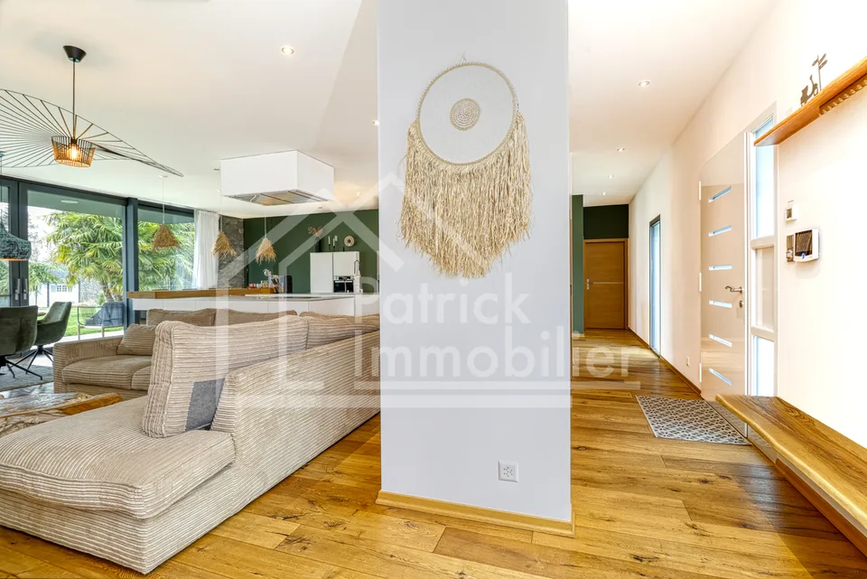 Villa contemporaine d'exception avec piscine et spa à deux pas du lac