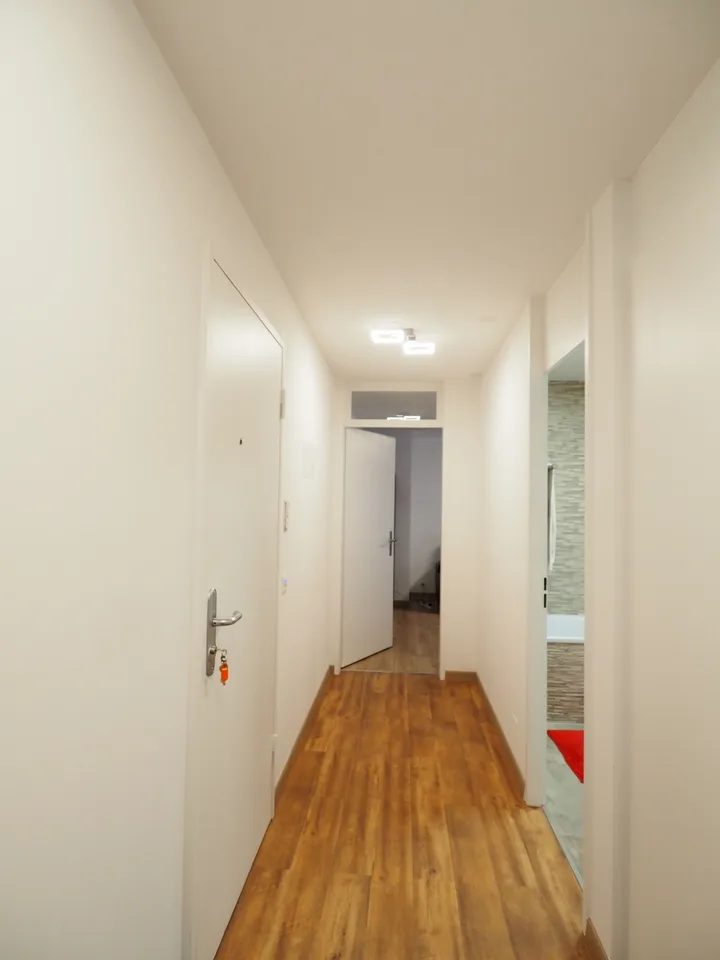 Zentrumsnahe moderne Eigentumswohnung mit Balkon – photo 8 sur 11