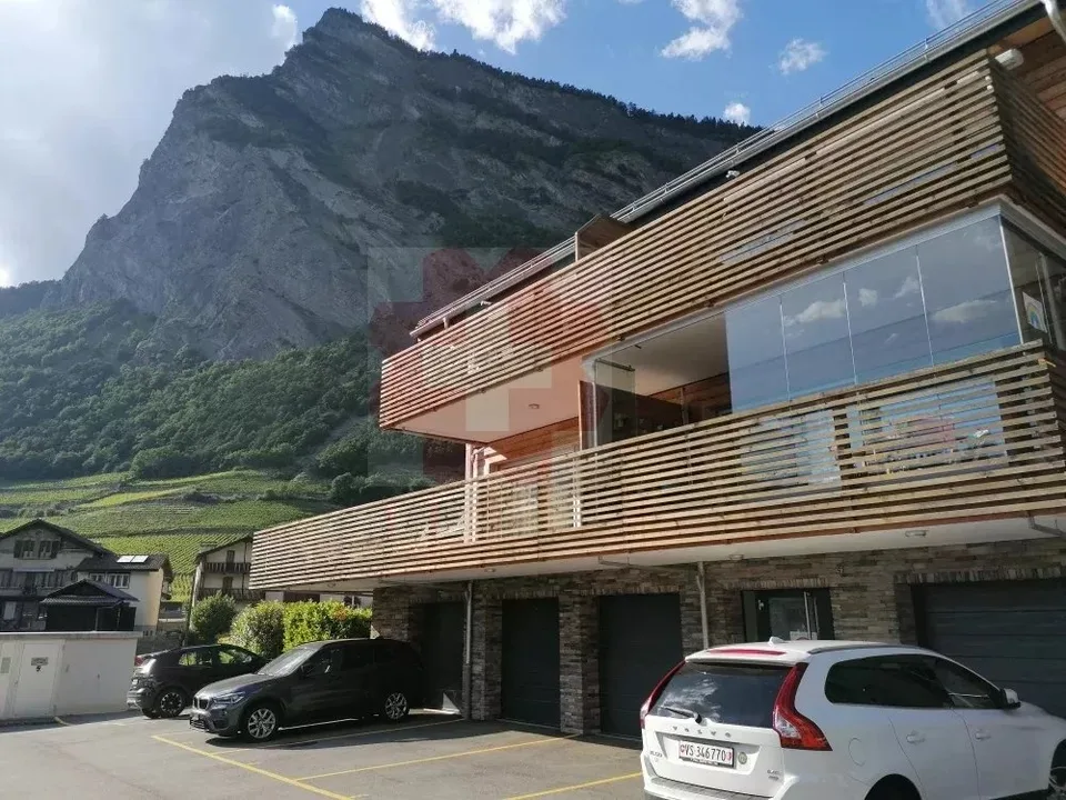 Attique duplex 4.5 pièces centre Leytron