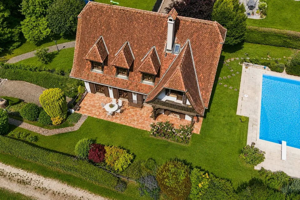Casa di villaggio con vista lago e Mont Blanc