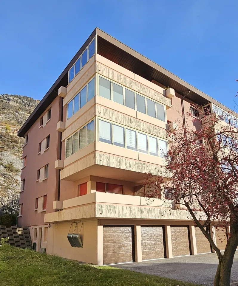 Ruhig gelegene 3.5-Zimmer-Wohnung in Steg VS - sofort bezugsbereit