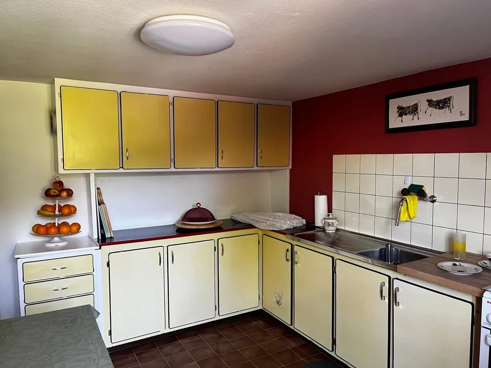 Casa colonica con due fabbricati e panorama montano a Rabius – foto 11 di 20