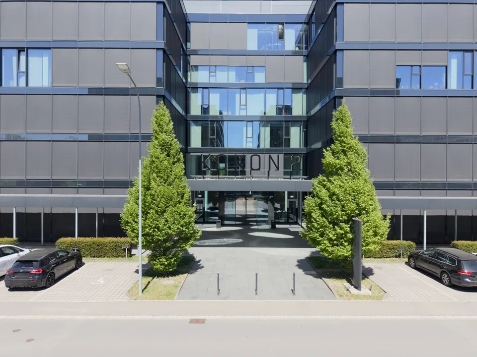 Superficie al pianterreno rappresentativa con 1'164 m²