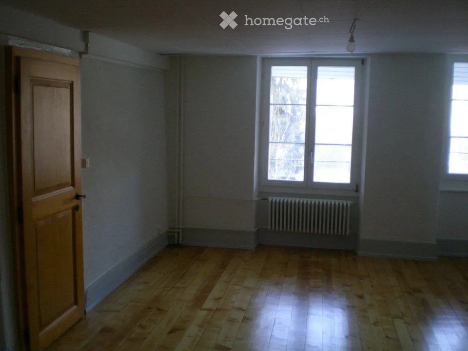 Sympathische 3 1/2 Zimmer Wohnung 85 m2 in ruhiger Lage/3. Etage