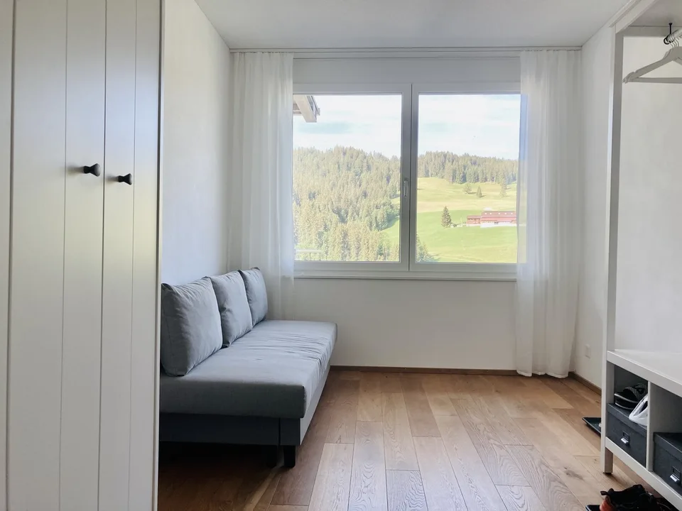 Appartamento moderno con una vista panoramica meravigliosa in una posizione centrale