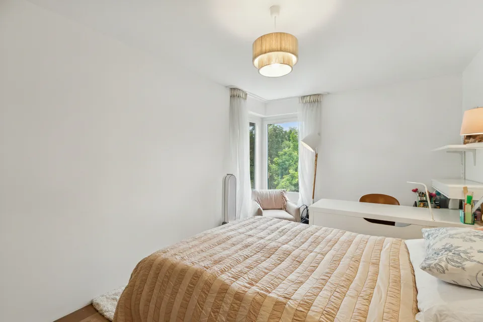 Seltenheit mit Waldblick! Maisonette-Wohnung auf dem Zürichberg