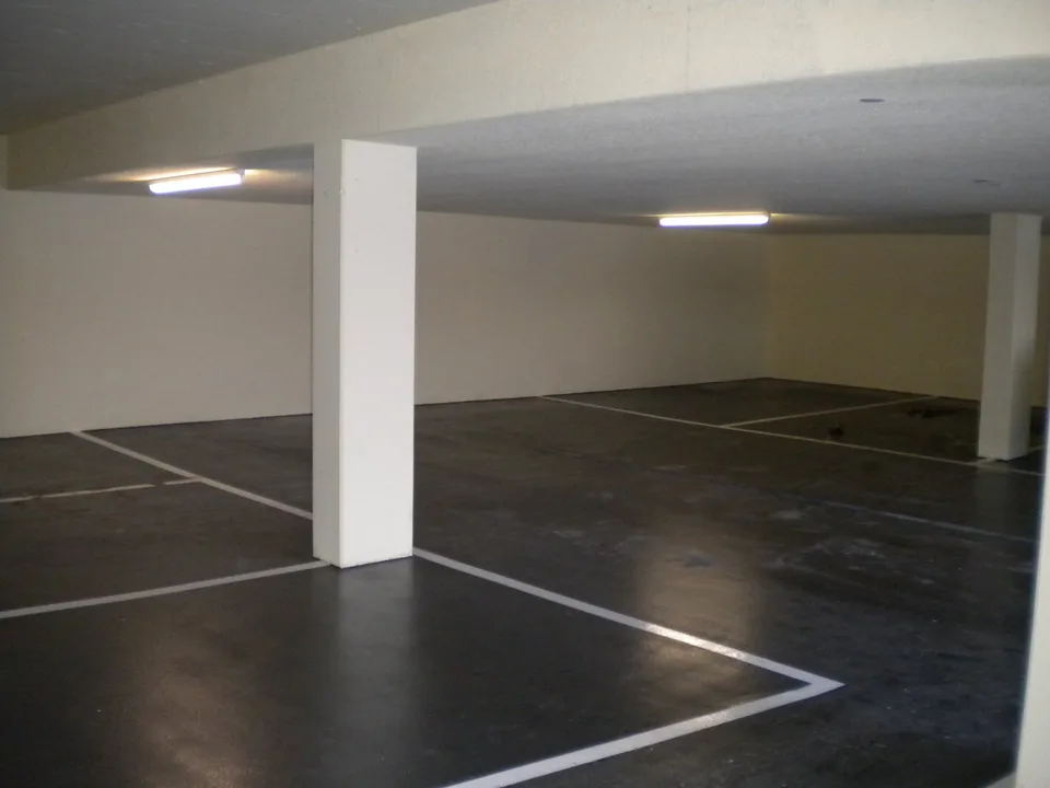 Tiefgaragenplatz zu vermieten